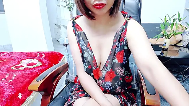 Snapshot of Miu-Le chatting on May 27, 2026, 8:38 pm Miu-Le online show from May 27, 2026, 8:38 pm