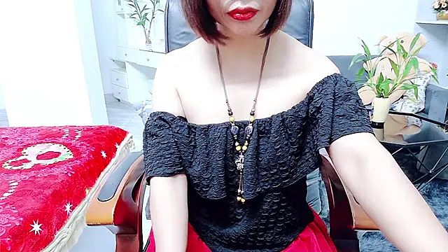 Snapshot of Miu-Le chatting on June 7, 2026, 10:48 pm Miu-Le online show from June 7, 2026, 10:48 pm