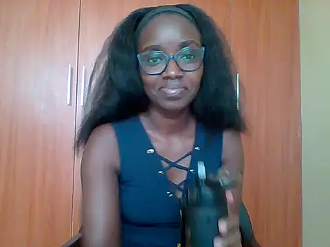sexy darleen23 online show from April 28, 2026, 9:46 am