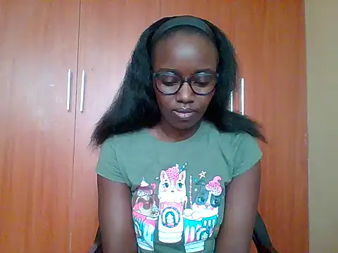 sexy darleen23 online show from April 23, 2026, 10:44 am