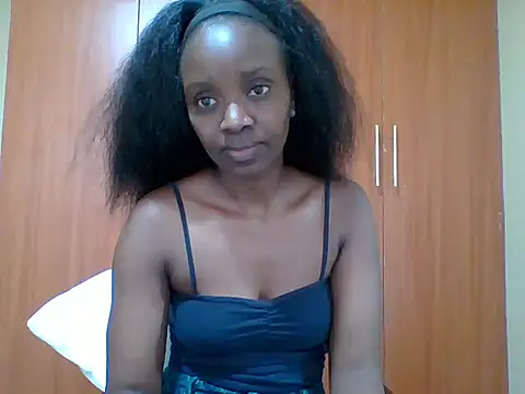 sexy darleen23 online show from November 2, 2025, 9:03 am