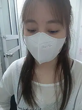 Kajisu 26 online show from June 19, 2026, 1:33 am
