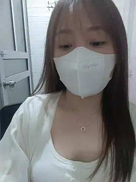 Kajisu 26 online show from June 24, 2026, 2:32 am