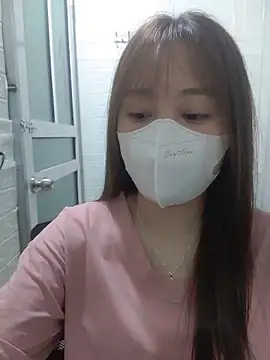 Kajisu 26 online show from July 3, 2026, 1:23 am