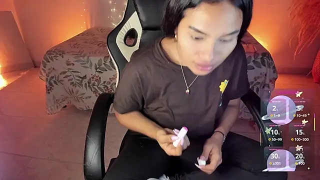 Snapshot of Riana_Kean chatting on January 11, 2026, 2:29 am Riana Kean online show from January 11, 2026, 2:29 am