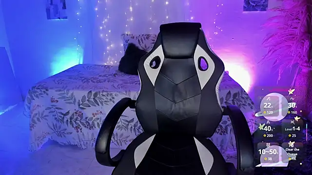 Snapshot of Riana_Kean chatting on November 30, 2025, 4:57 am Riana Kean online show from November 30, 2025, 4:57 am