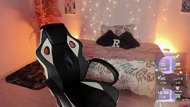 Snapshot of Riana_Kean chatting on February 5, 2026, 2:07 am Riana Kean online show from February 5, 2026, 2:07 am