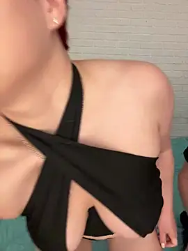 MrMrsRight online show from January 8, 2026, 10:43 am