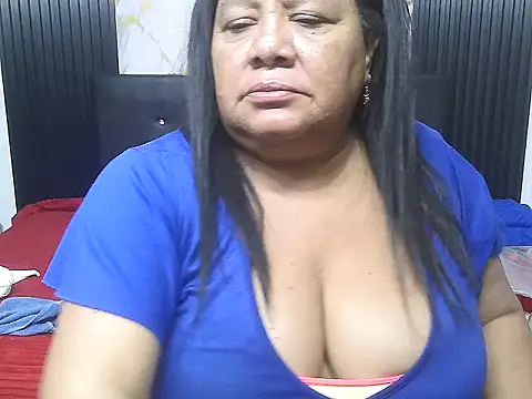Snapshot of Shanttal0272 chatting on July 23, 2026, 10:06 pm Shanttal0272 online show from July 23, 2026, 10:06 pm