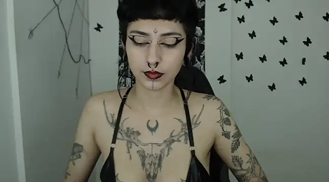 n0sferatus   online show from March 1, 2025, 1:32 am