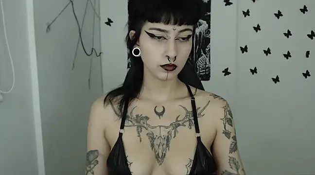 n0sferatus   online show from February 14, 2025, 3:22 am