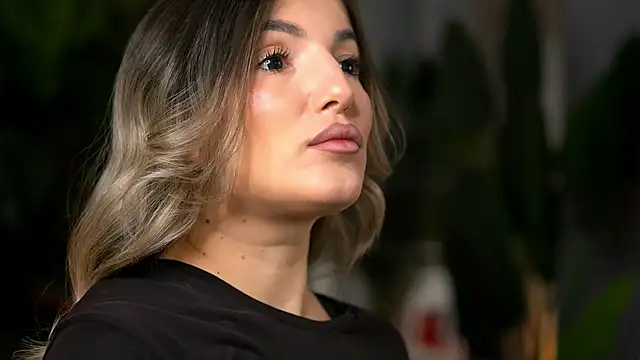 KellyMathews online show from February 27, 2026, 2:56 am