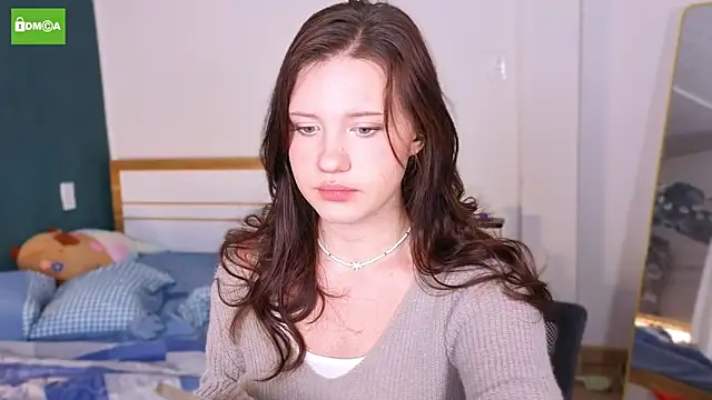 HanahCute online show from October 9, 2025, 1:28 am