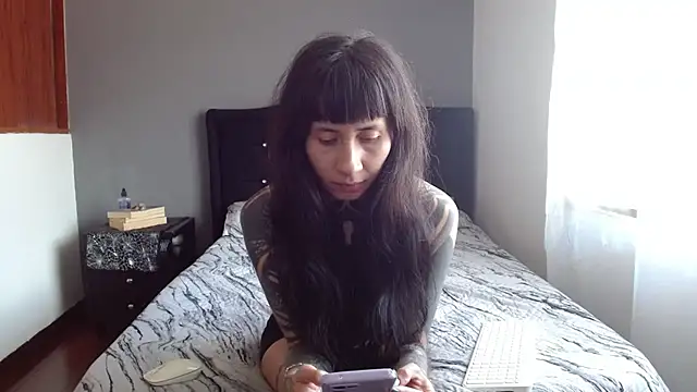 Emilia 1995 online show from July 14, 2026, 2:12 pm