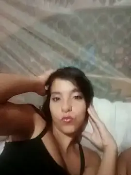 reina 87 online show from November 6, 2025, 2:15 am