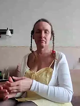 Evelina cute online show from May 3, 2026, 10:09 am