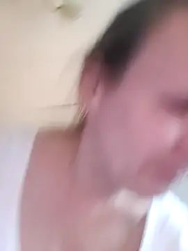 Evelina cute online show from September 18, 2025, 3:26 pm