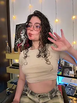 Antoniart  online show from September 11, 2025, 1:27 am