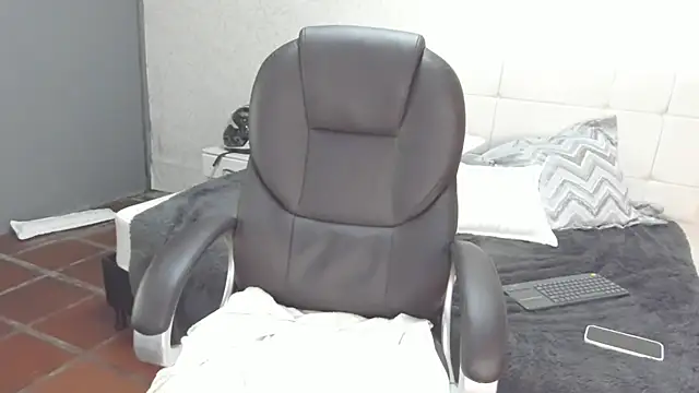 Teilor Creed online show from March 14, 2025, 11:00 pm