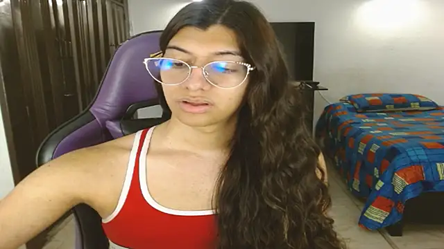 engielphoenis14 online show from June 25, 2026, 12:08 am