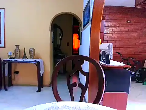 Snapshot of singlemom4 chatting on October 8, 2025, 7:14 pm singlemom4 online show from October 8, 2025, 7:14 pm