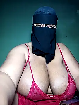 Snapshot of Loly_mor chatting on January 6, 2025, 5:08 am Loly mor online show from January 6, 2025, 5:08 am