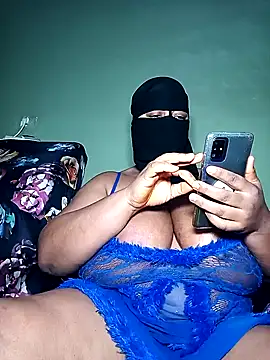 Snapshot of Loly_mor chatting on January 9, 2025, 5:02 am Loly mor online show from January 9, 2025, 5:02 am