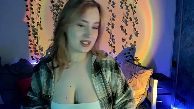 Emily Gin online show from March 8, 2025, 8:33 am