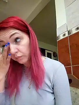 Snapshot of Evadesirex46 chatting on May 21, 2026, 6:44 am Evadesirex46 online show from May 21, 2026, 6:44 am