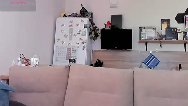 Girl alone home online show from August 6, 2026, 4:02 pm