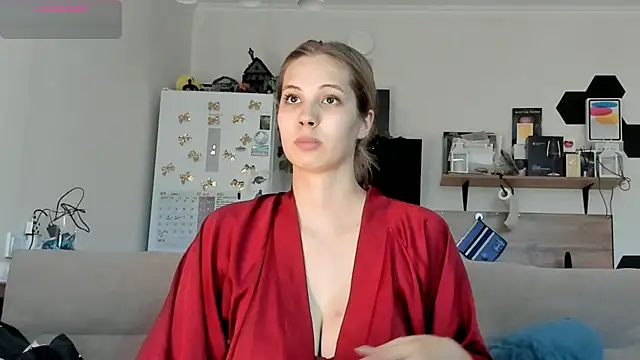 Girl alone home online show from July 26, 2026, 4:25 pm