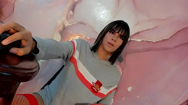 Snapshot of Tiff_Valentine chatting on February 22, 2025, 8:18 am Tiff Valentine online show from February 22, 2025, 8:18 am