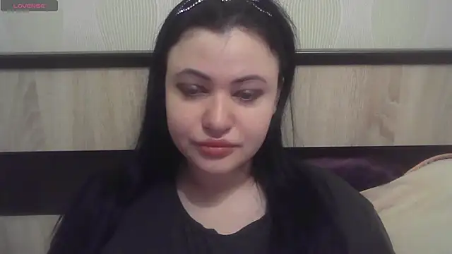 German Eva online show from November 10, 2025, 2:11 pm