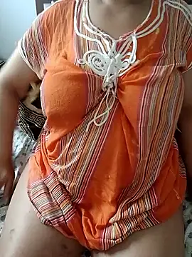 Snapshot of Saakoora chatting on June 15, 2026, 4:50 pm Saakoora online show from June 15, 2026, 4:50 pm