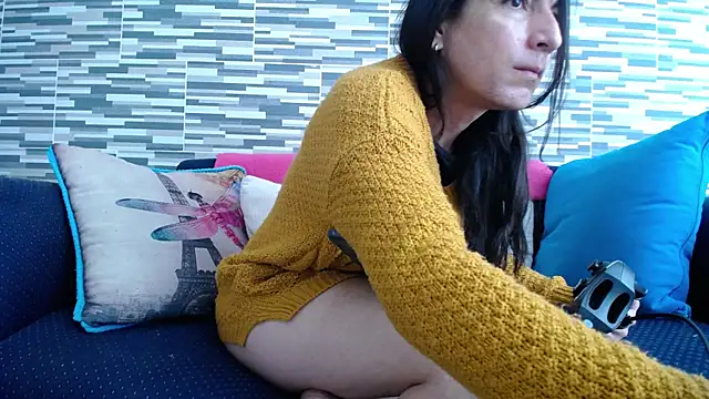 VioletaGomezCo online show from May 31, 2026, 2:01 pm