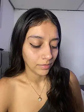 BrittanyDiaz online show from September 16, 2025, 7:04 pm