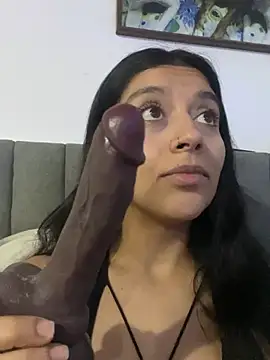 BrittanyDiaz online show from July 27, 2026, 7:10 pm