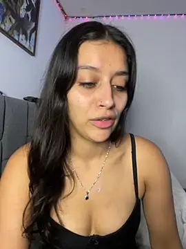 BrittanyDiaz online show from September 25, 2025, 6:58 pm