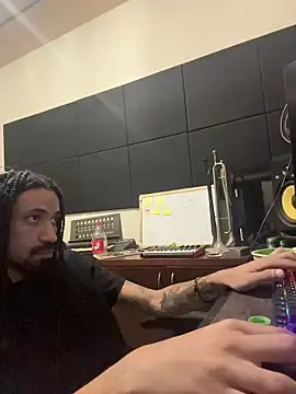 Snapshot of hotcamboy420 chatting on February 19, 2026, 4:53 am hotcamboy420 online show from February 19, 2026, 4:53 am