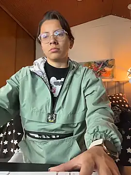 Snapshot of karlamorris_ chatting on March 4, 2026, 1:19 pm karlamorris online show from March 4, 2026, 1:19 pm