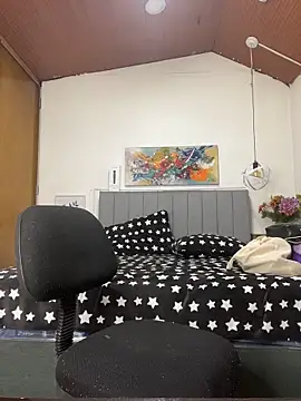 Snapshot of karlamorris_ chatting on March 10, 2026, 1:15 pm karlamorris online show from March 10, 2026, 1:15 pm