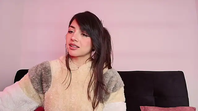 Sophy SmileSweet online show from March 17, 2025, 3:40 pm