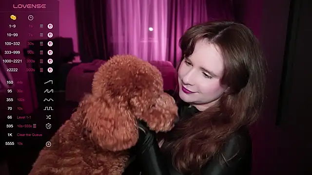 Jantrlatex online show from December 3, 2025, 9:25 pm