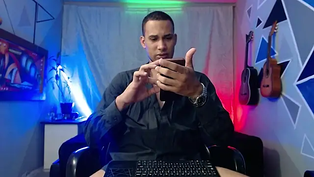 Snapshot of MagnusFrost chatting on February 17, 2026, 6:16 pm MagnusFrost online show from February 17, 2026, 6:16 pm