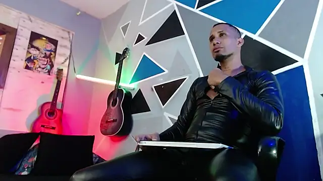 MagnusFrost online show from December 3, 2025, 5:30 am