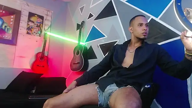 MagnusFrost online show from October 10, 2025, 2:56 am