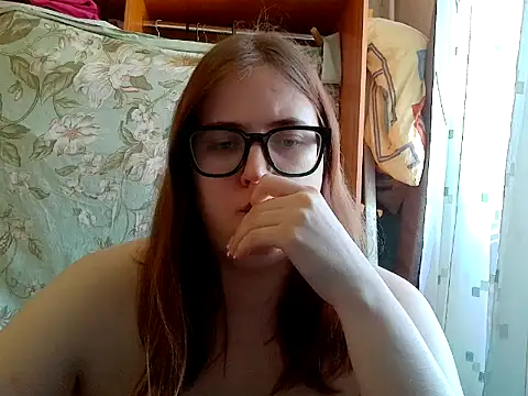 DesireMelissa online show from June 4, 2026, 6:18 am