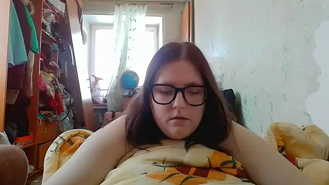 DesireMelissa online show from February 9, 2026, 9:51 am