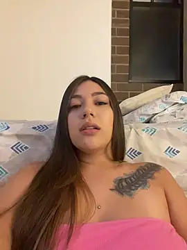 Latina vanessa online show from July 18, 2026, 1:14 am