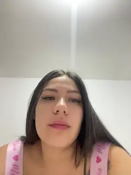 Latina vanessa online show from February 11, 2026, 4:34 am